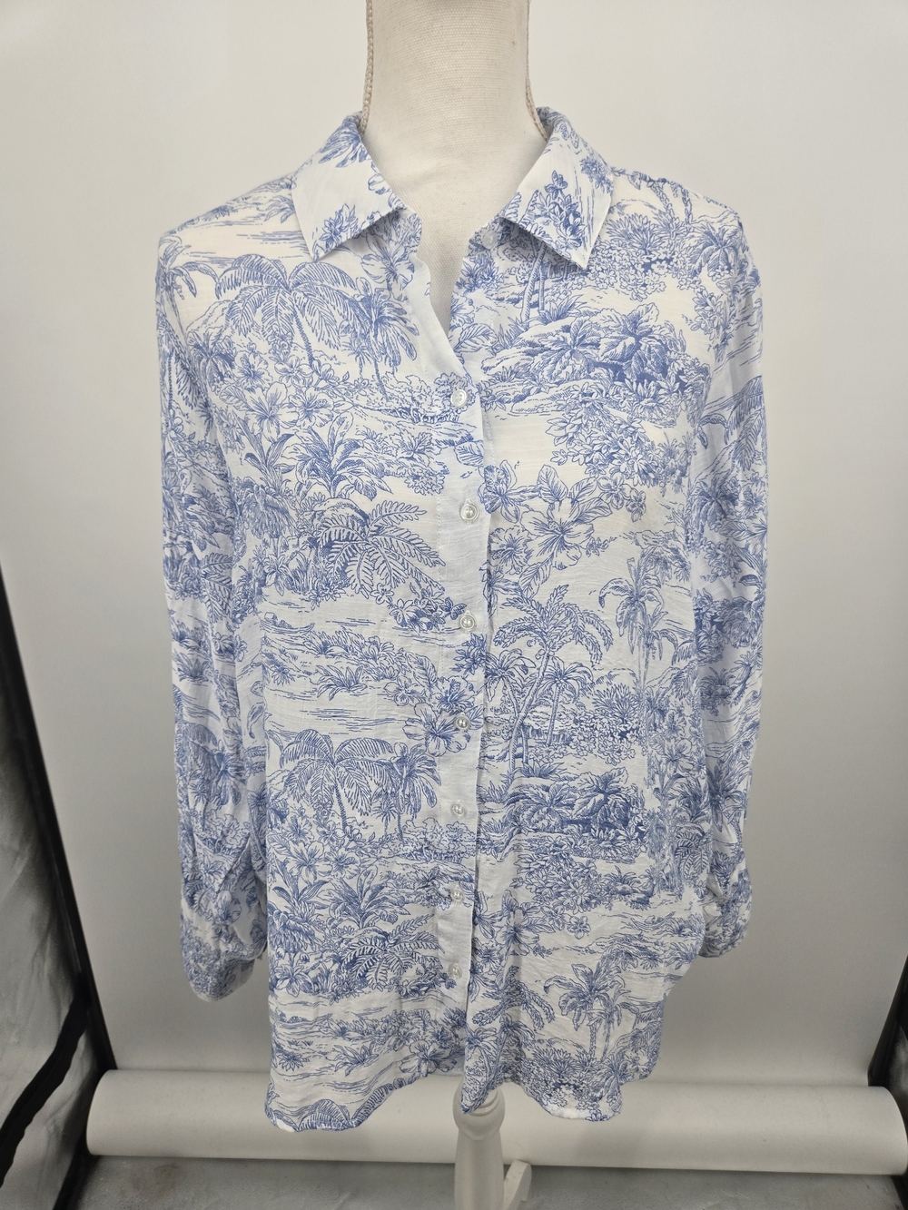 C By One Blue Toile Button-Down Shirt Large